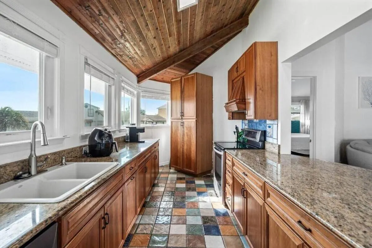 Belaire Bungalow Gated Beach Access Panama City Beach 0*,  United States