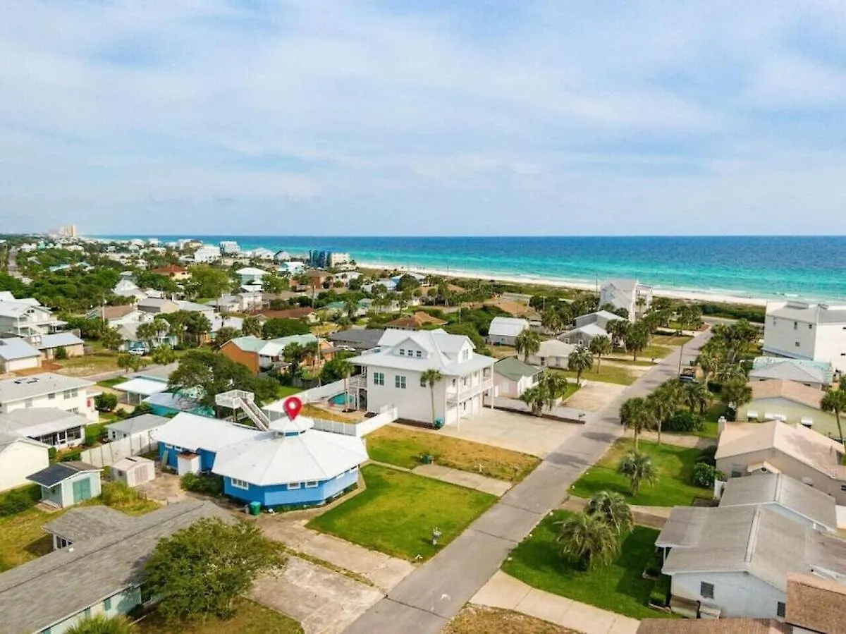 Holiday home Belaire Bungalow Gated Beach Access Panama City Beach